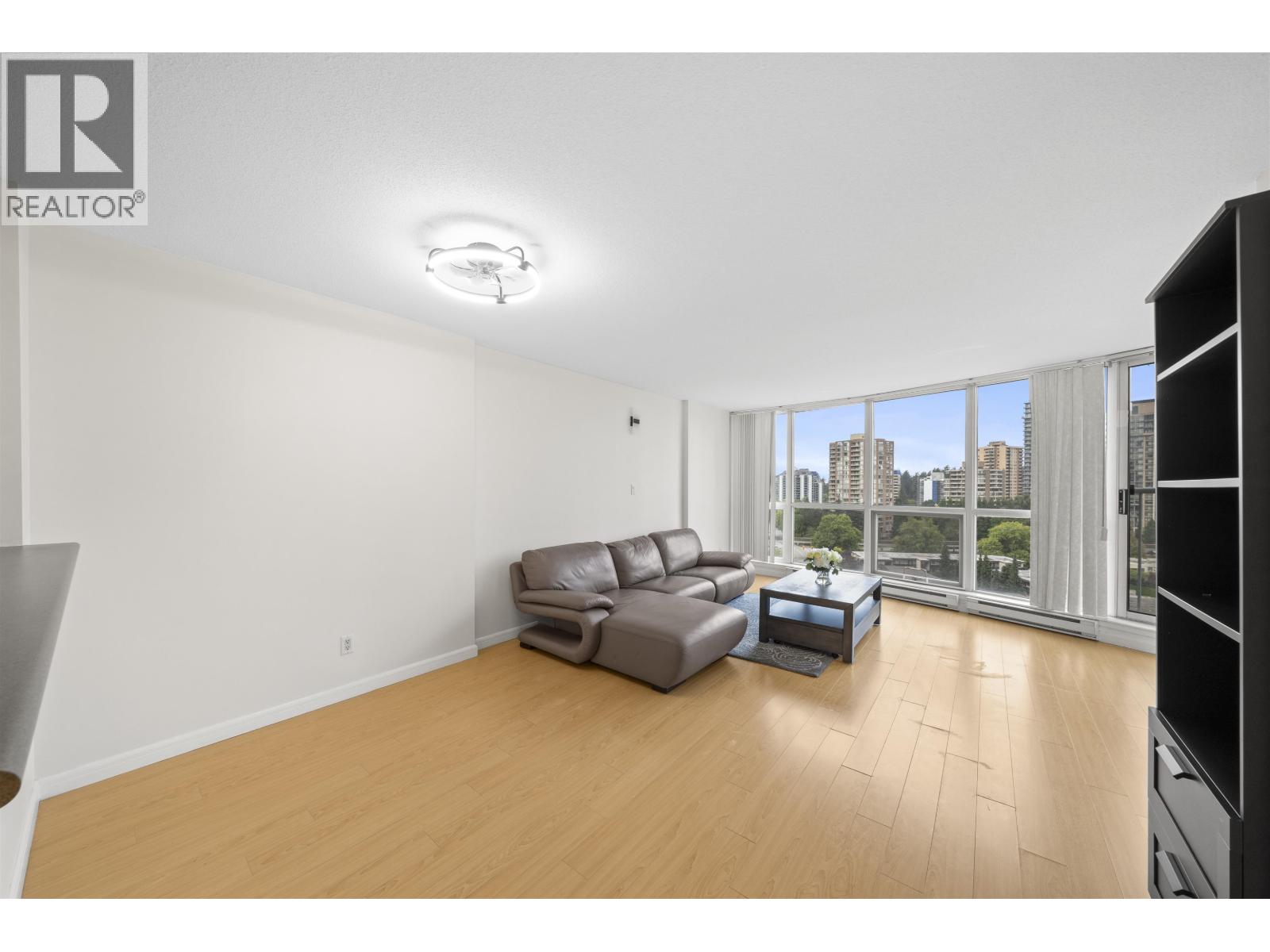 1503 6088 Willingdon Avenue Property Photo 4