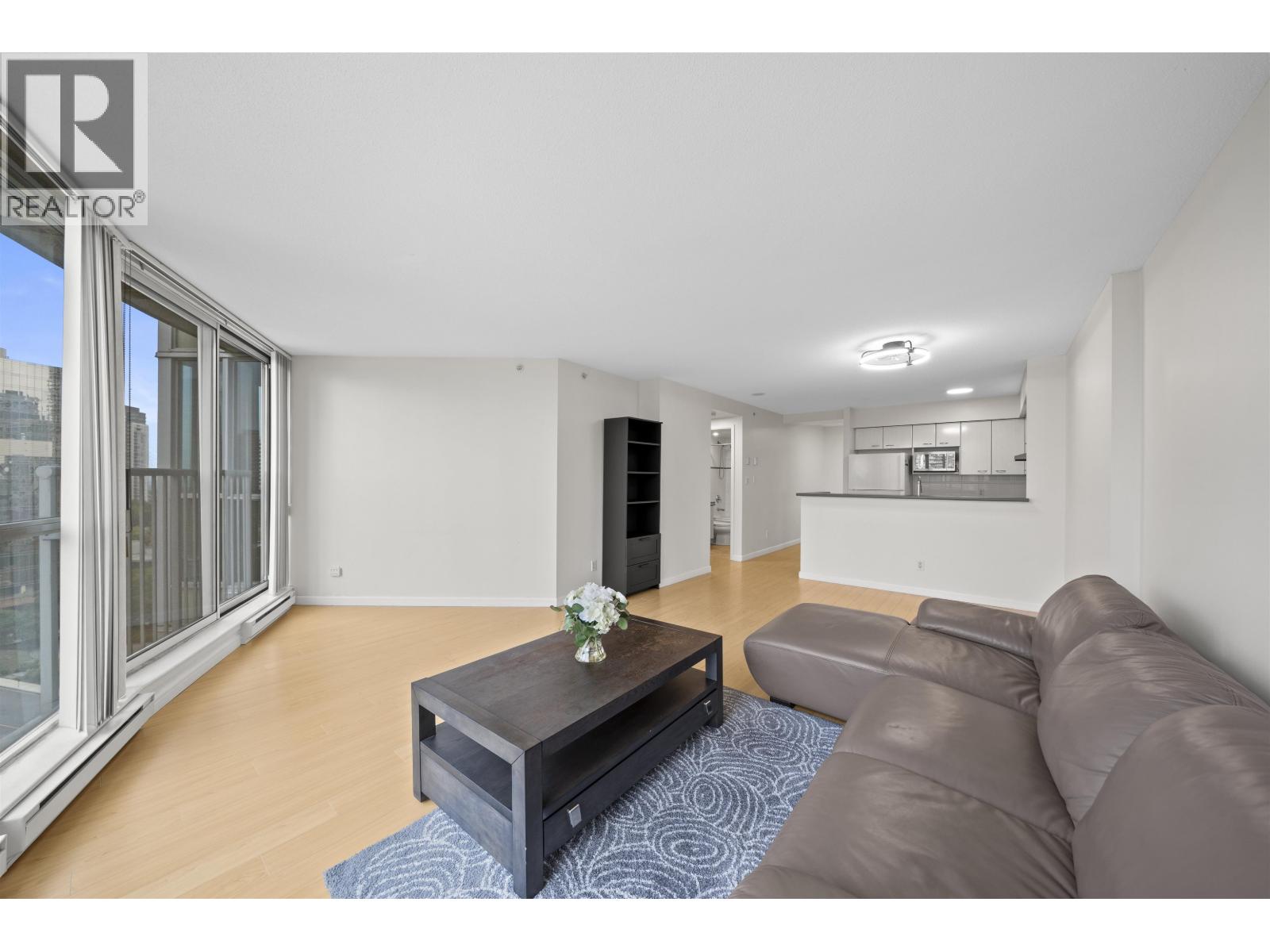1503 6088 Willingdon Avenue Property Photo 8