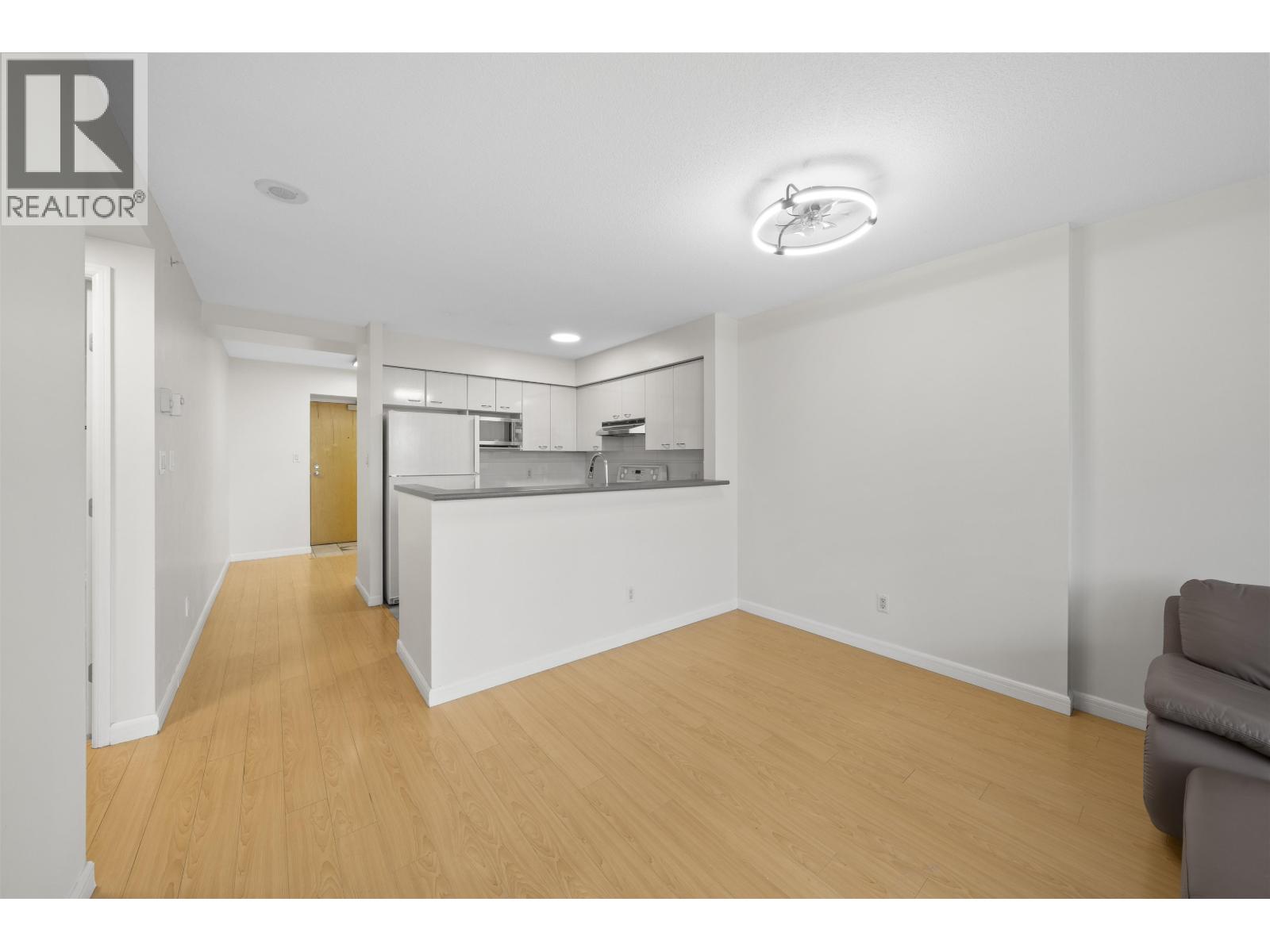 1503 6088 Willingdon Avenue Property Photo 11