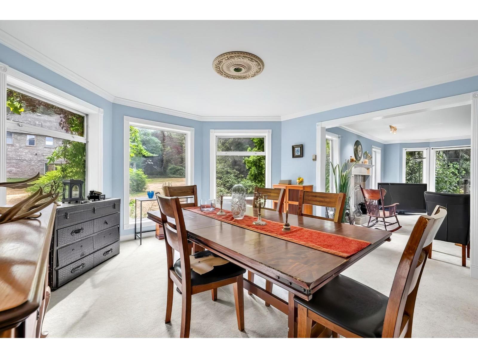 17588 28 Avenue Property Photo 7