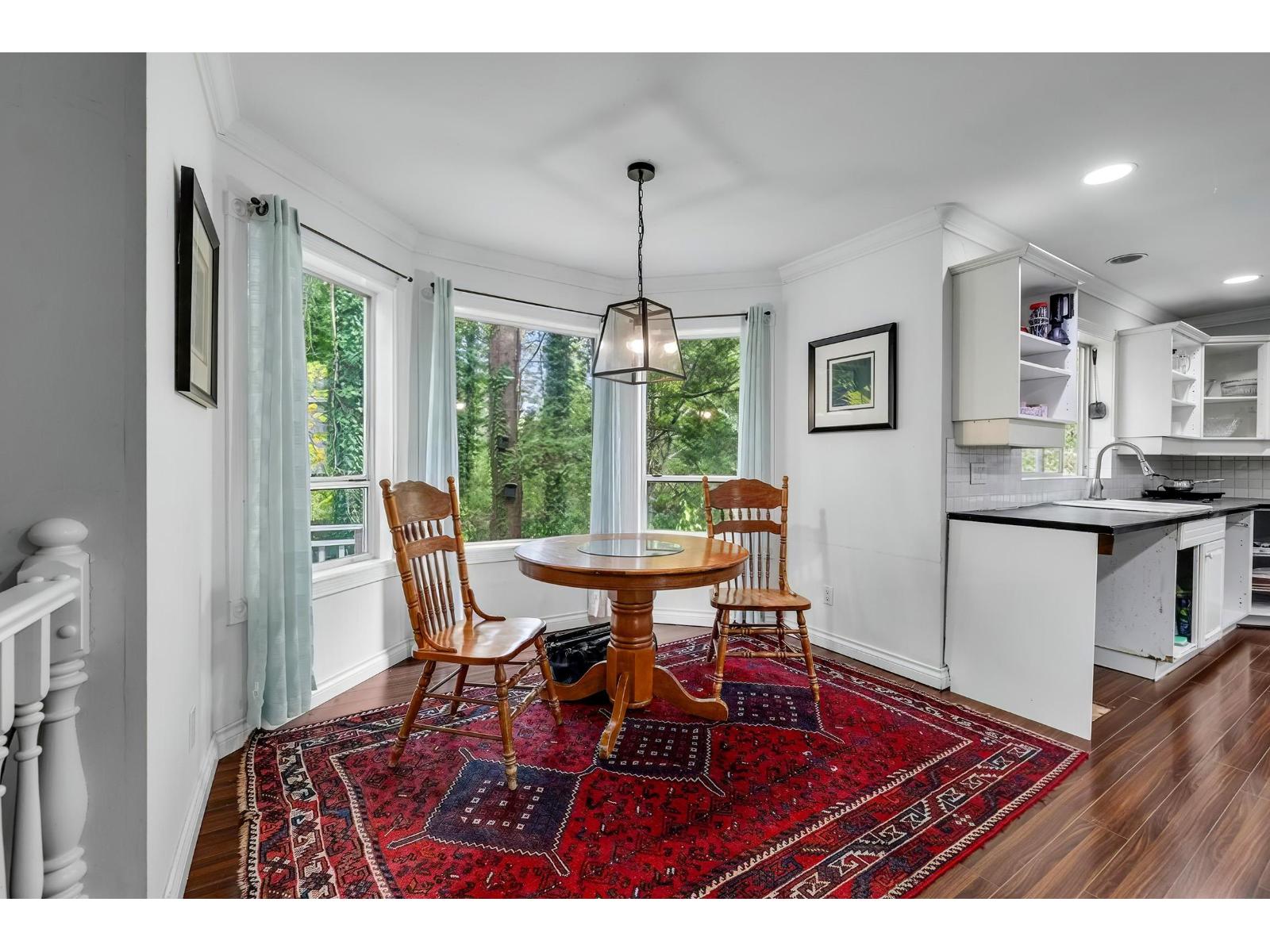 17588 28 Avenue Property Photo 11