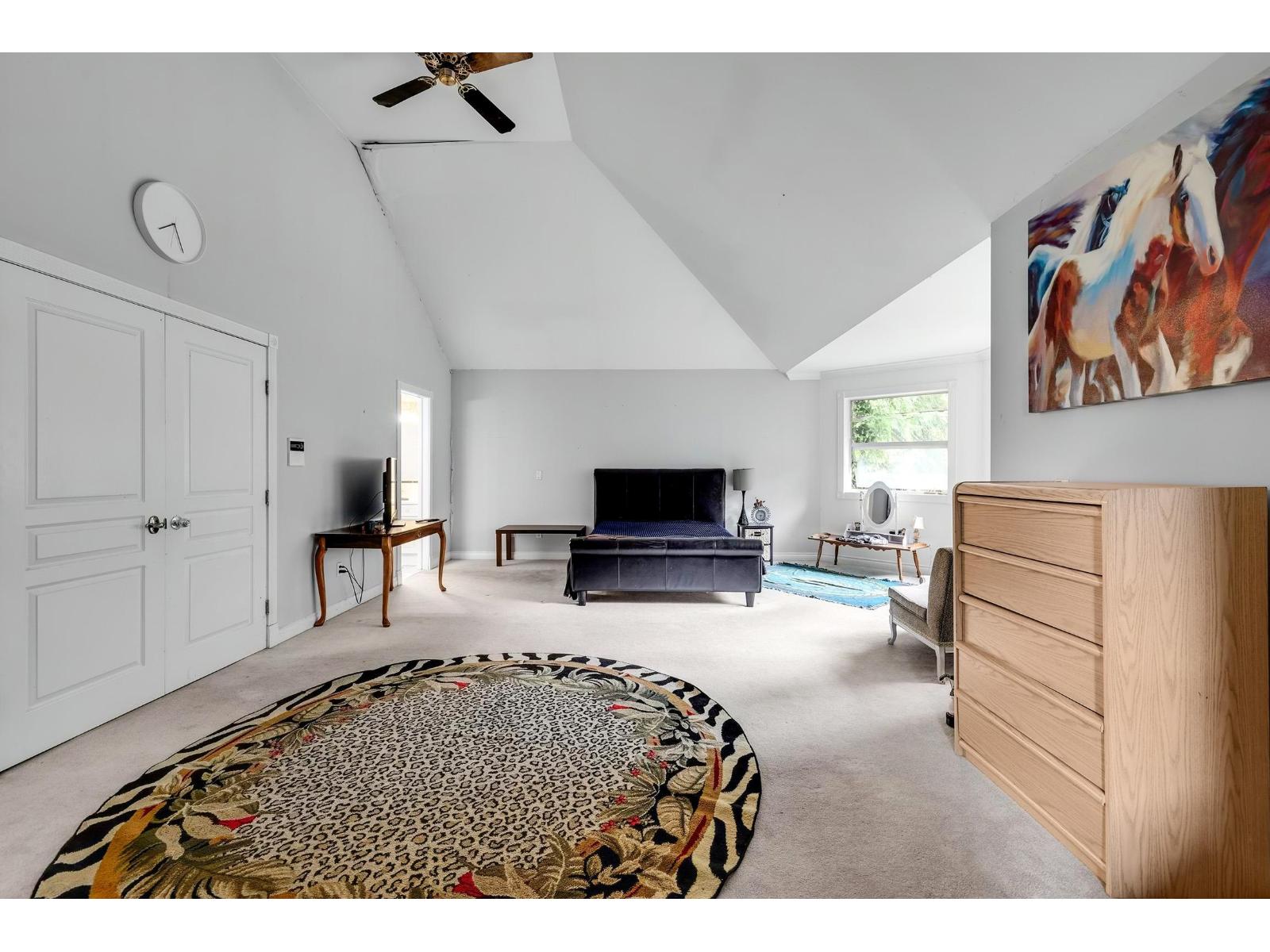 17588 28 Avenue Property Photo 17