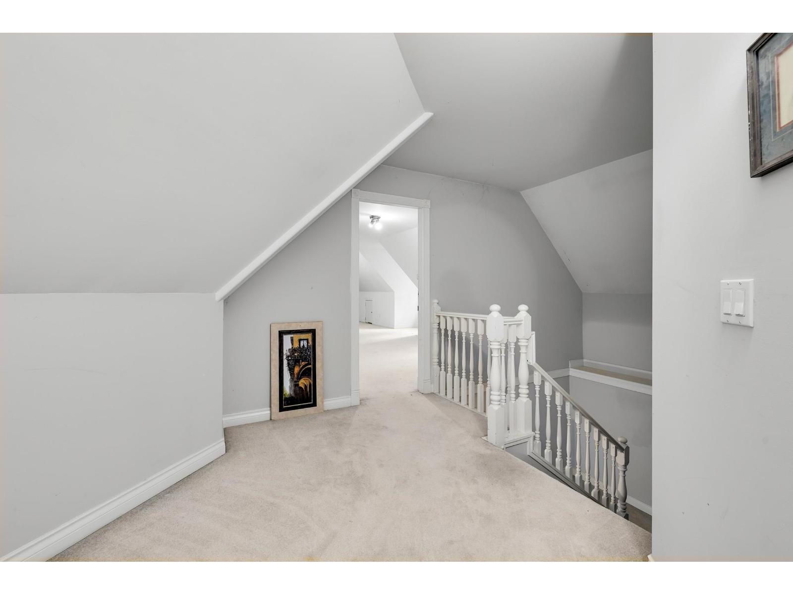 17588 28 Avenue Property Photo 26