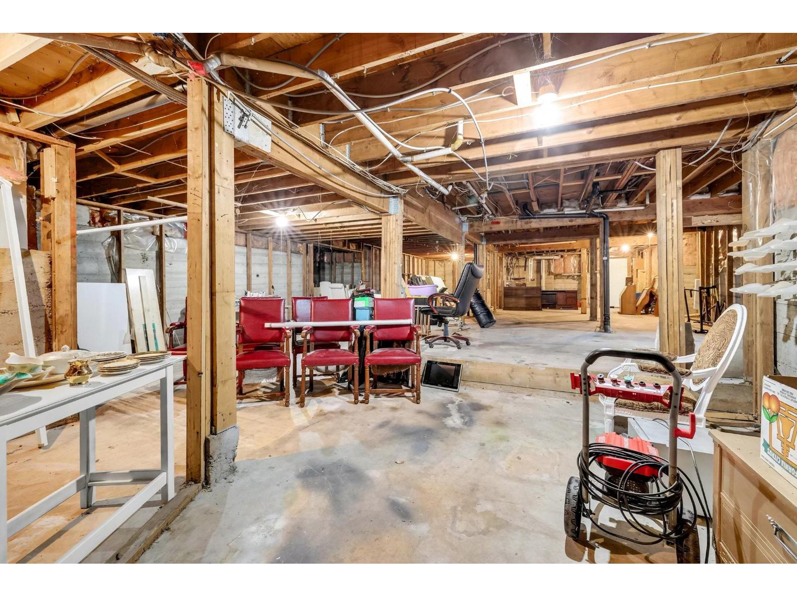 17588 28 Avenue Property Photo 28