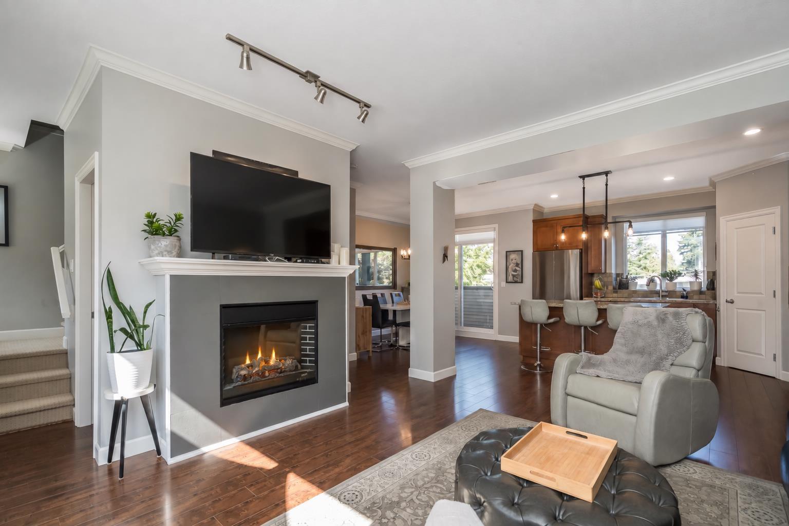 7 7168 179 Street Property Photo 12