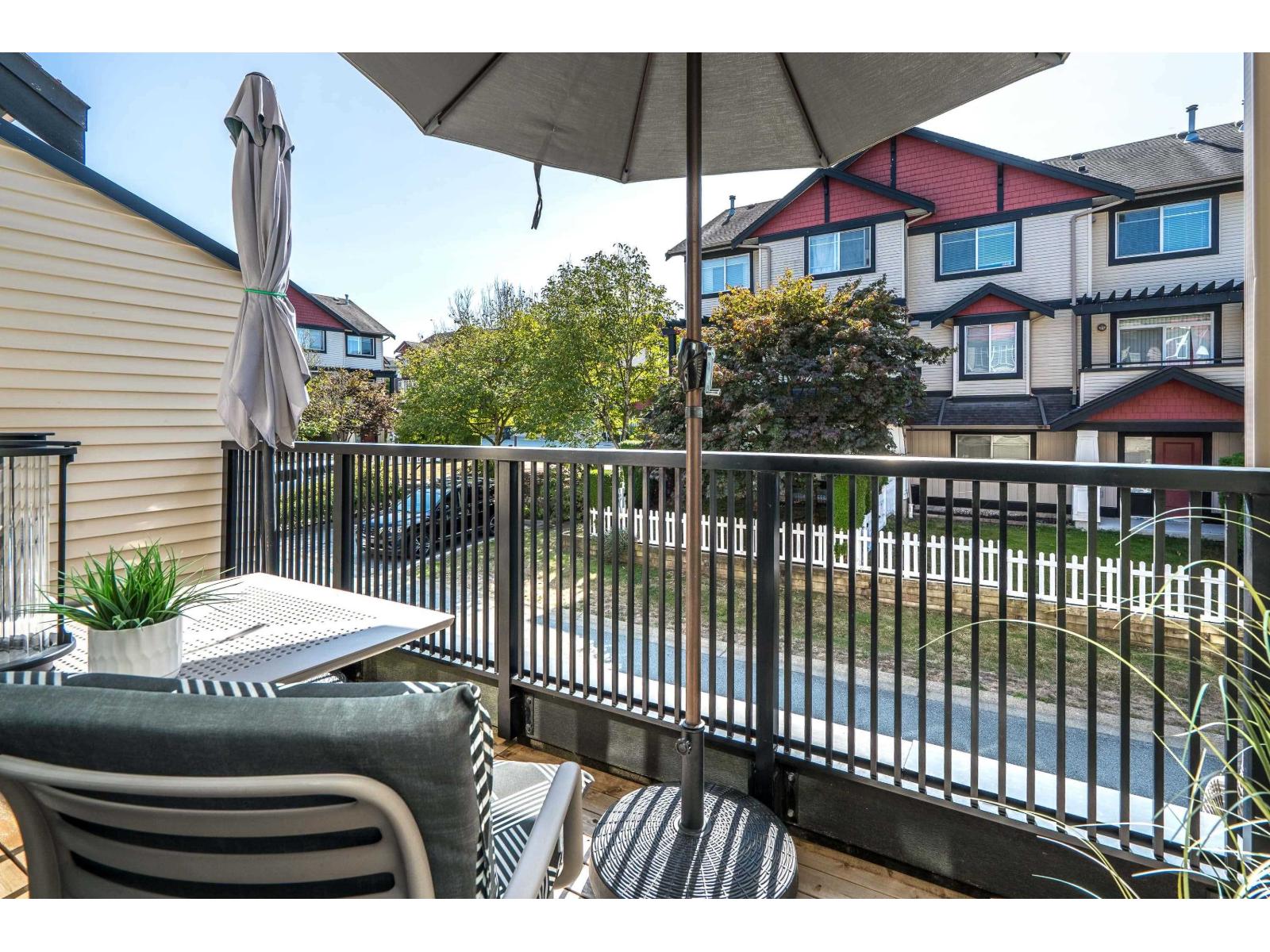 7 7168 179 Street Property Photo 17