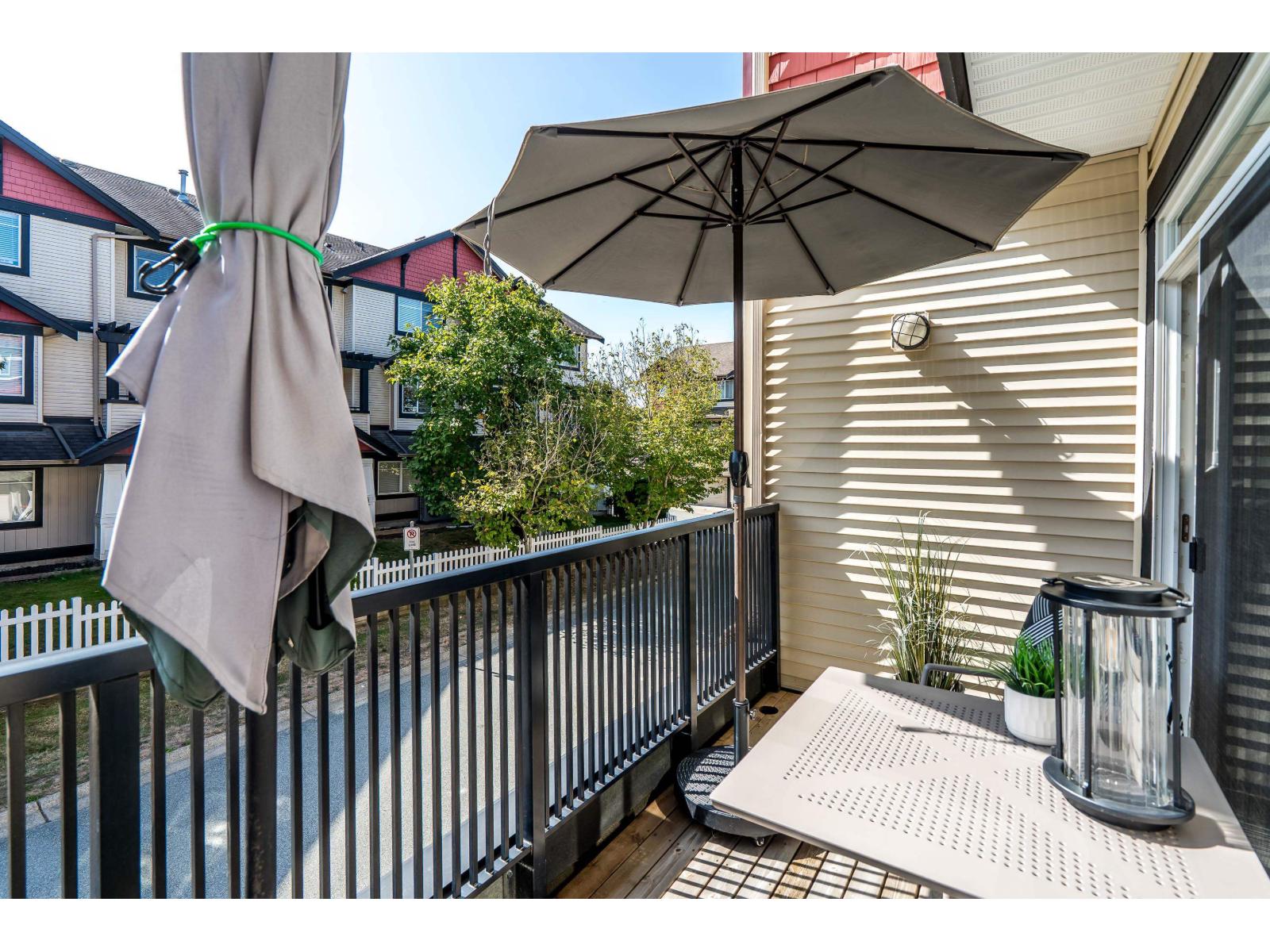 7 7168 179 Street Property Photo 18