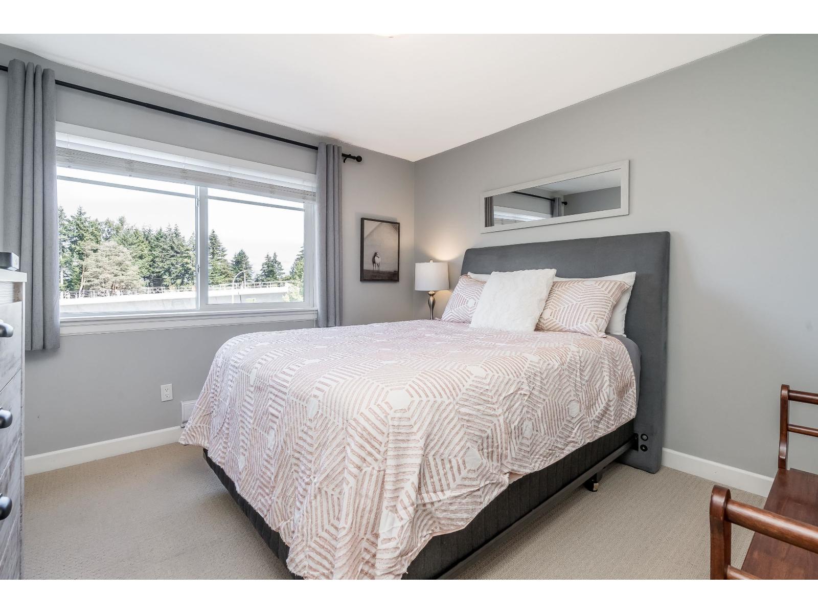 7 7168 179 Street Property Photo 22