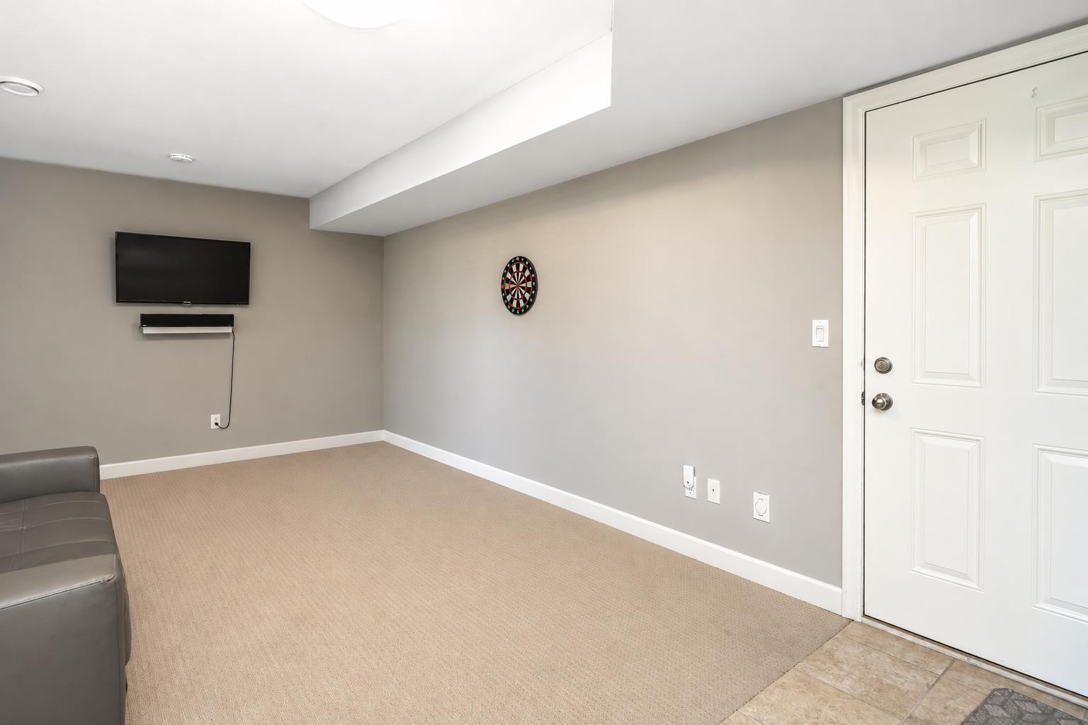 7 7168 179 Street Property Photo 28