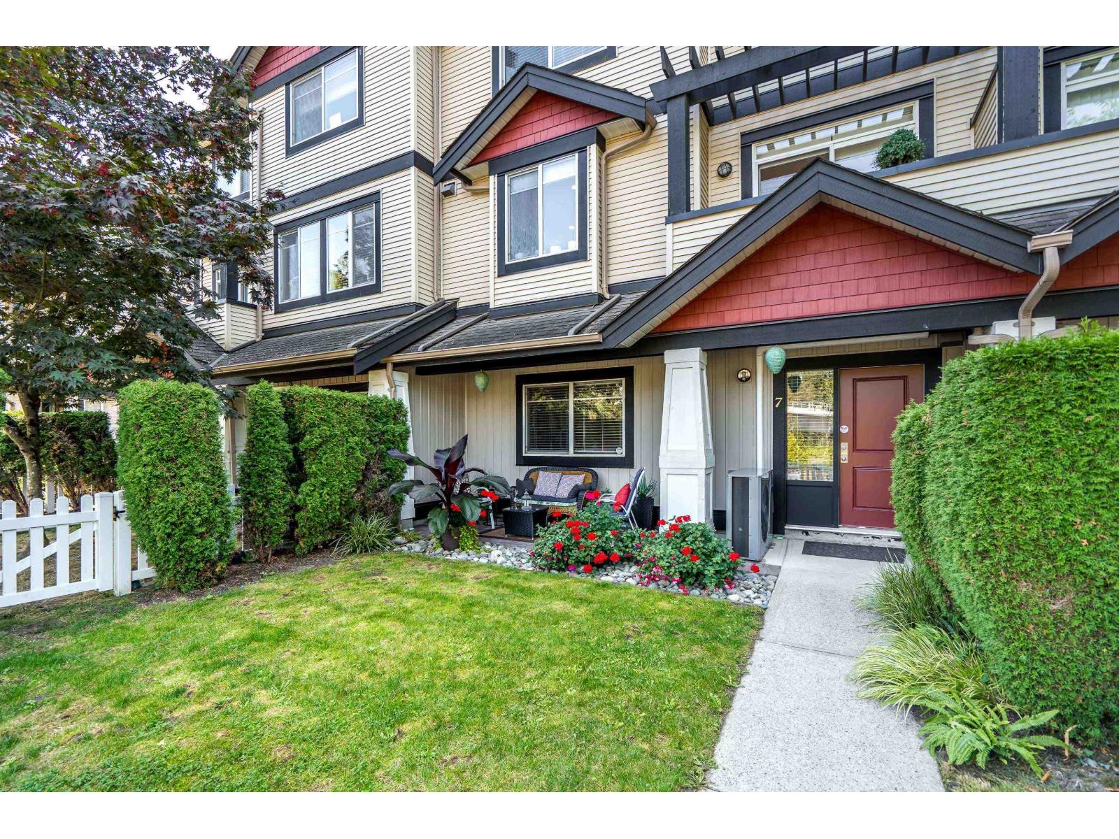 7 7168 179 Street Property Photo 30