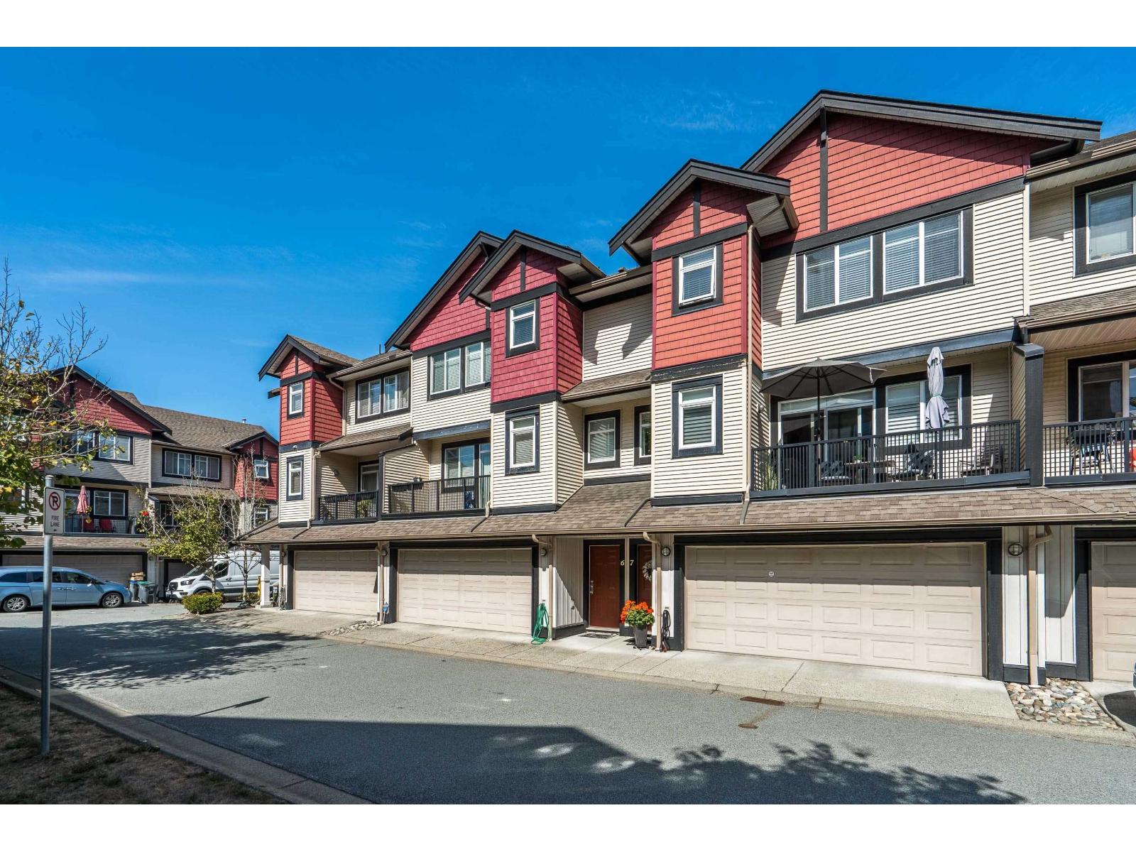 7 7168 179 Street Property Photo 36