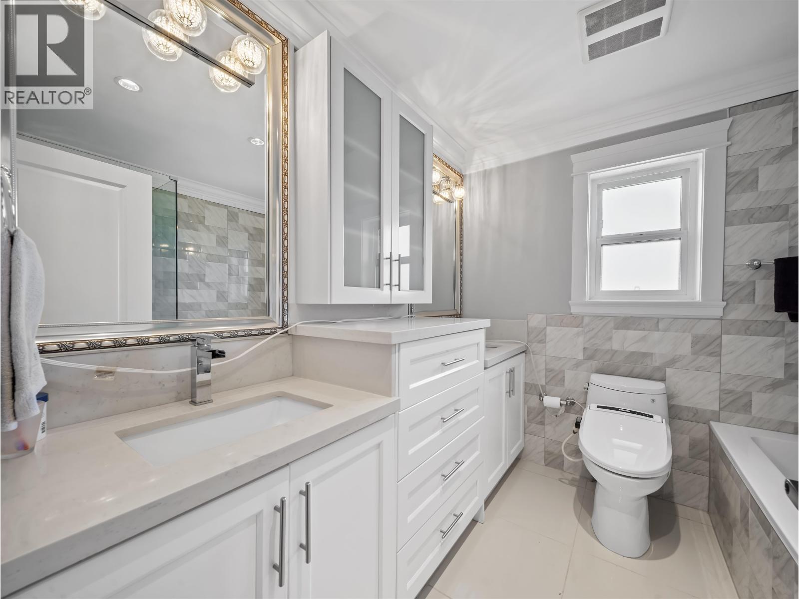 7626 Hedley Avenue Property Photo 23