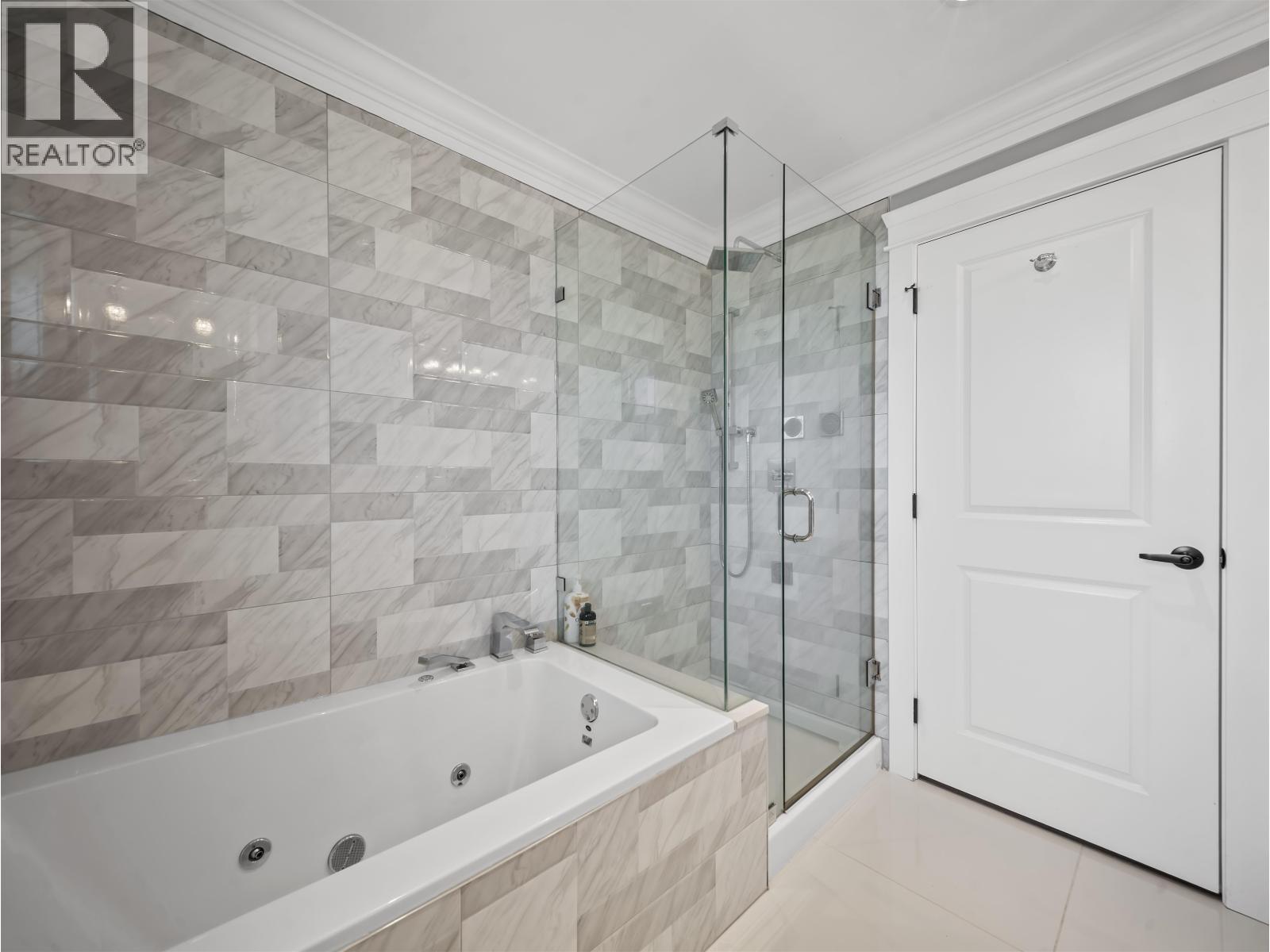 7626 Hedley Avenue Property Photo 24