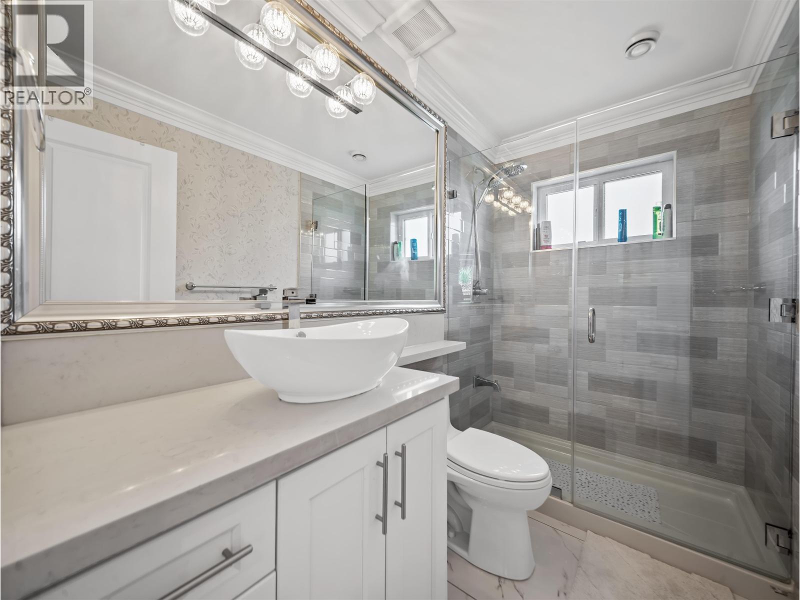 7626 Hedley Avenue Property Photo 33