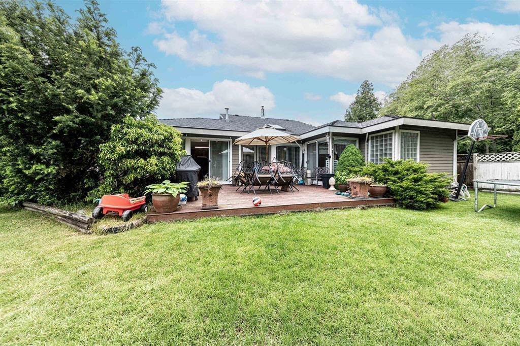 14636 18 AVENUE Property Photo 1