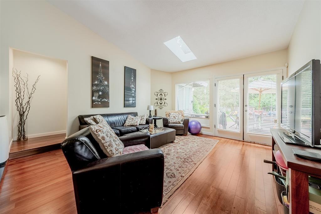 14636 18 Avenue Property Photo 10