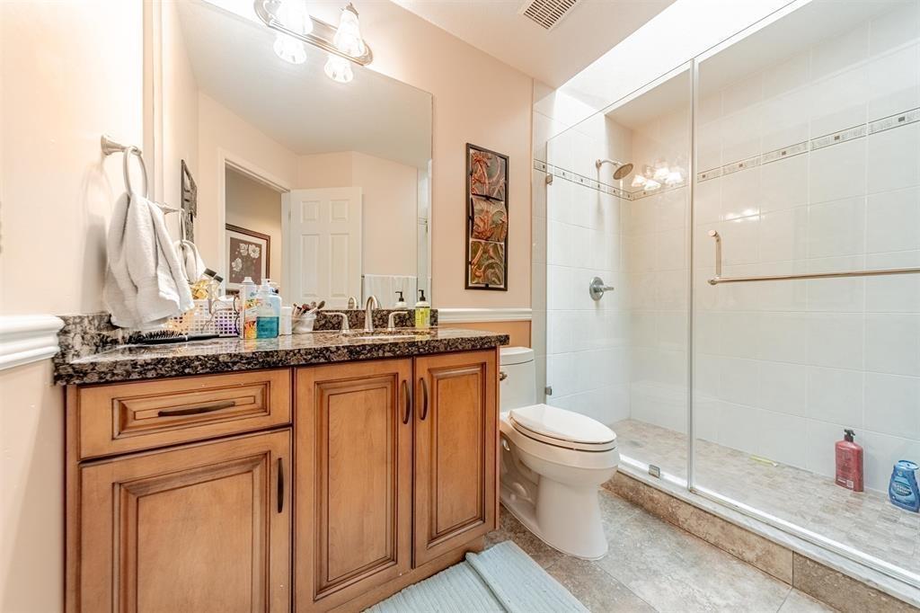 14636 18 Avenue Property Photo 14
