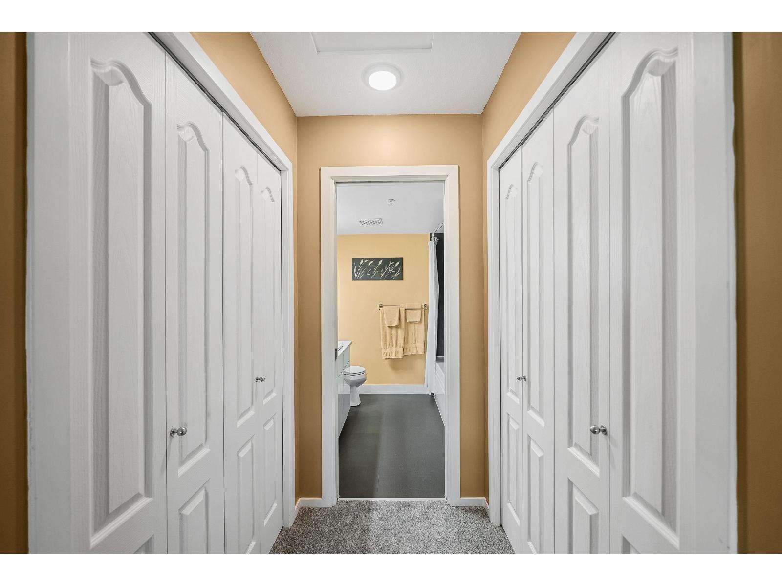 406 22022 49 Avenue Property Photo 20