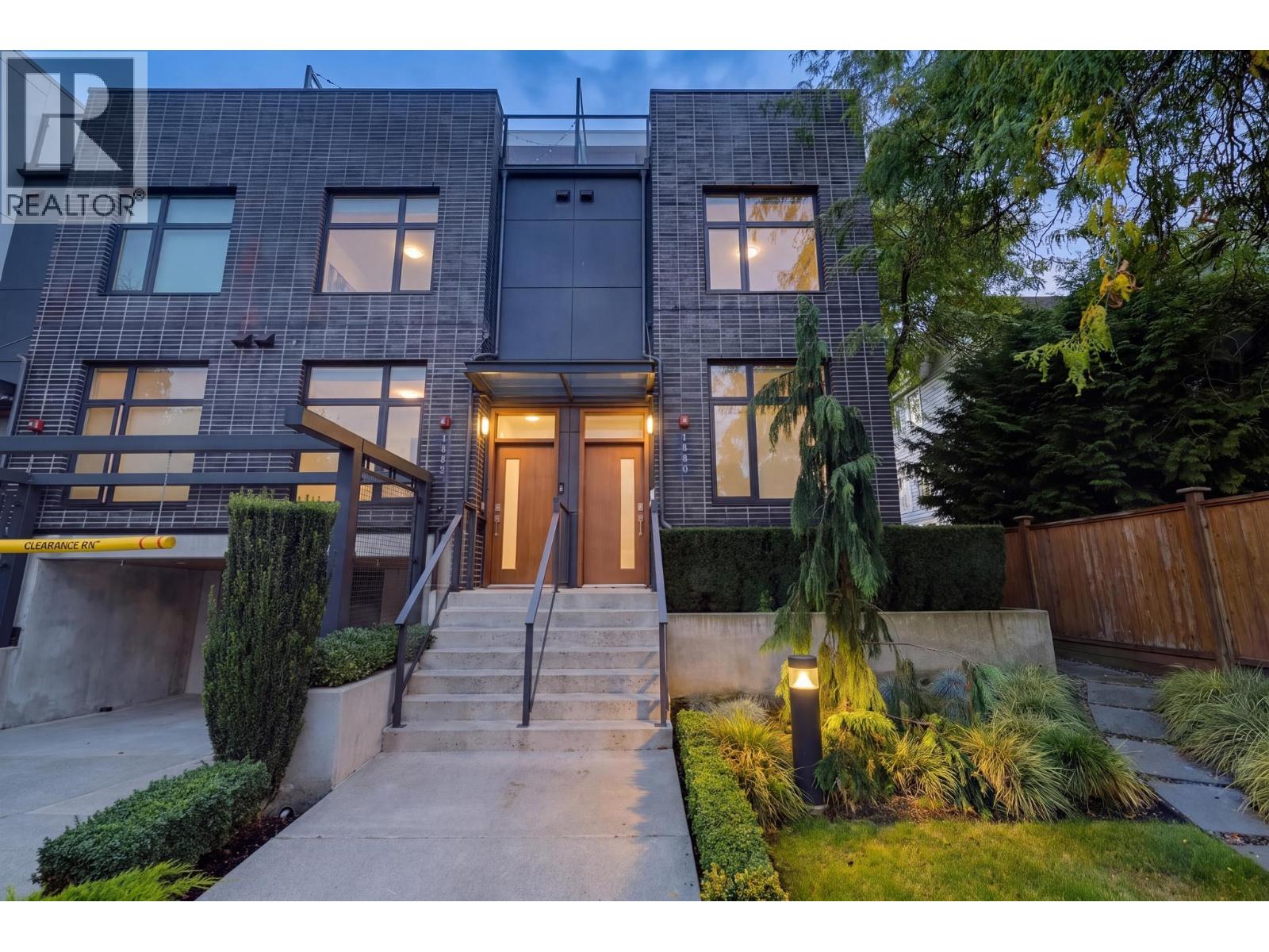 1880 E Georgia Street Property Photo 1