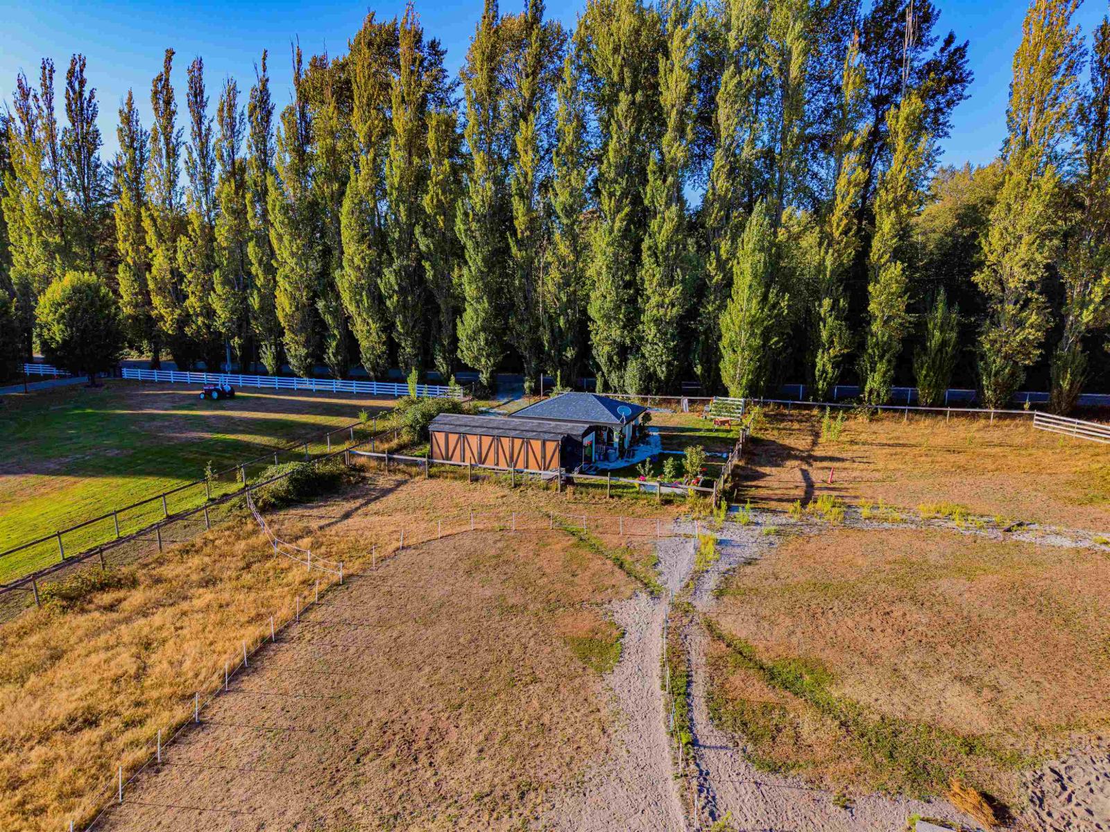 18738 20 Avenue Property Photo 11