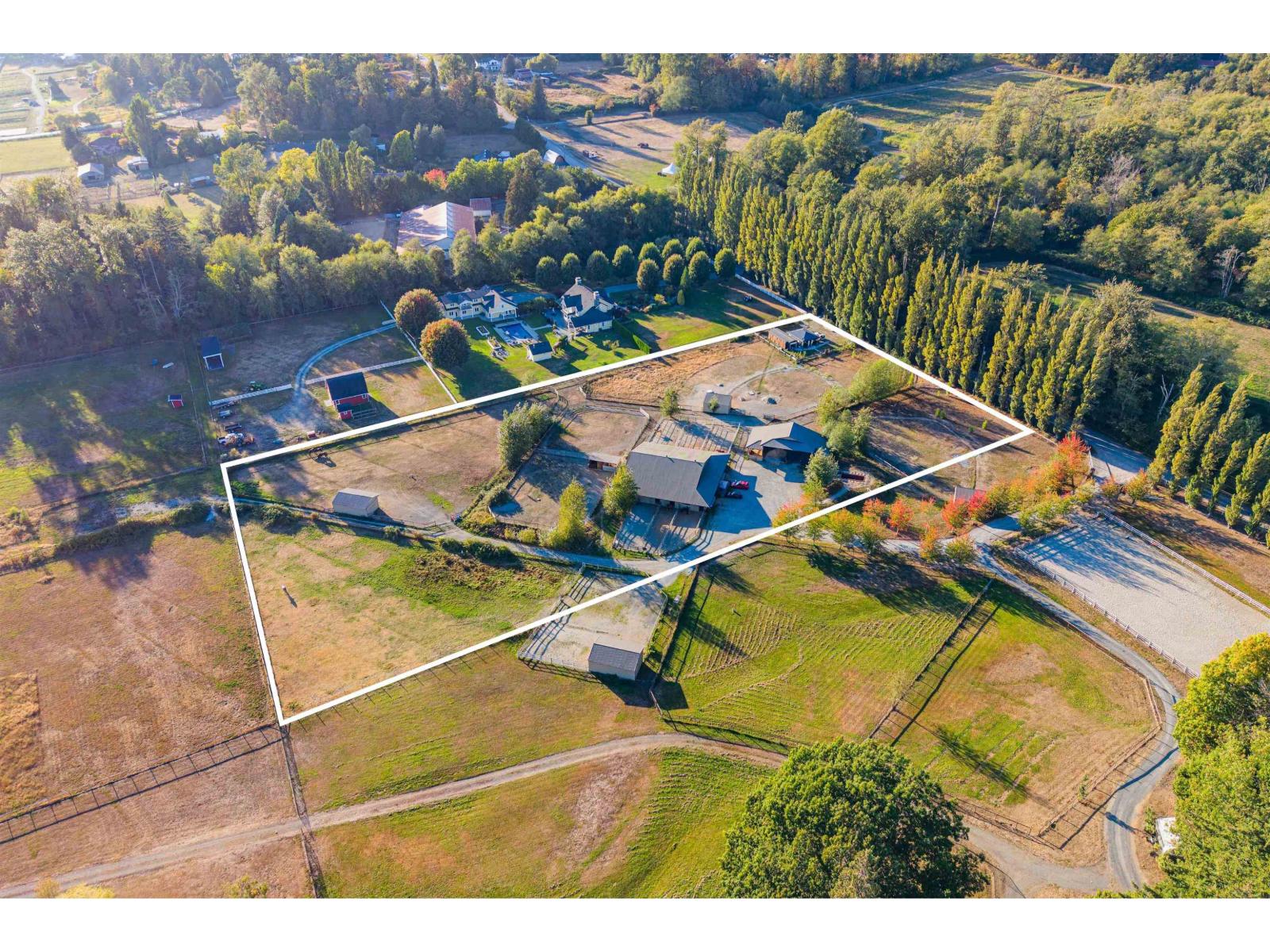 18738 20 Avenue Property Photo 14