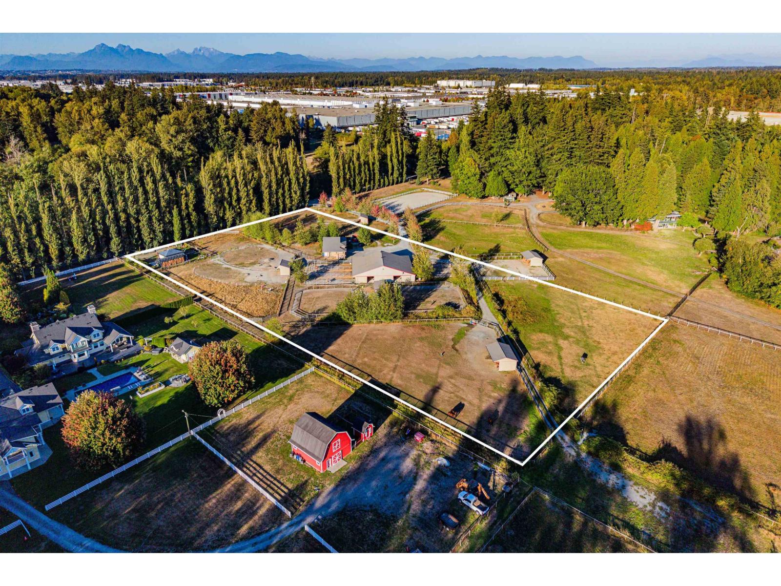 18738 20 Avenue Property Photo 17