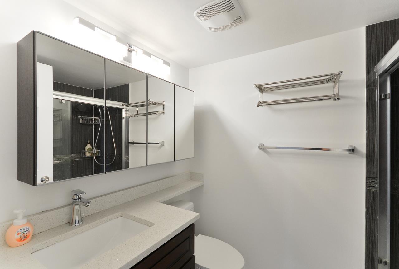 702 14881 103a Avenue Property Photo 11