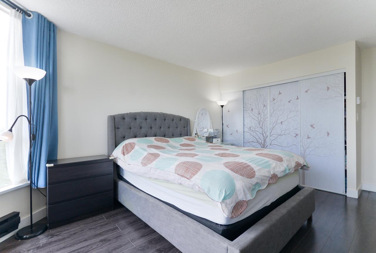 702 14881 103a Avenue Property Photo 14
