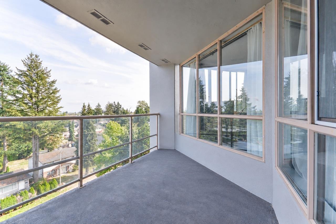 702 14881 103a Avenue Property Photo 17