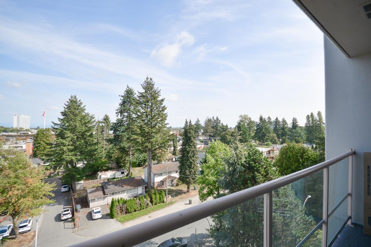 702 14881 103a Avenue Property Photo 18