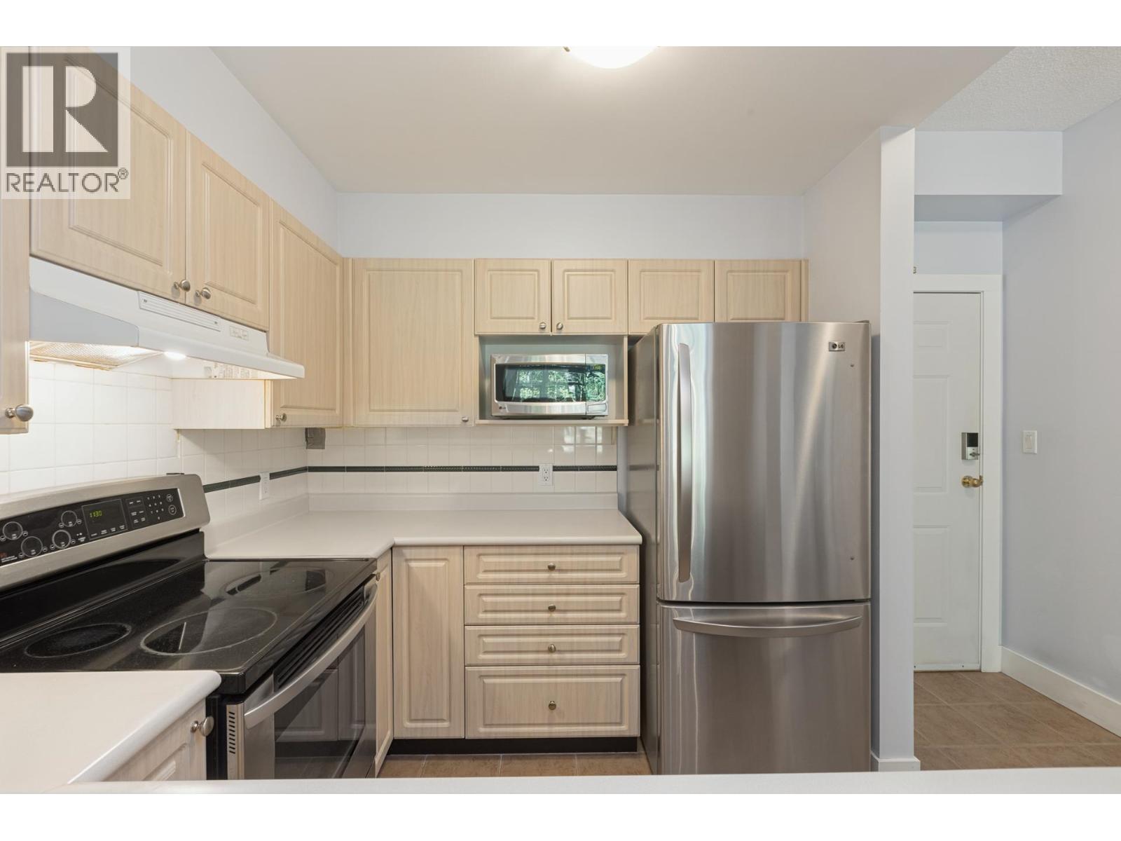 321 3600 Windcrest Drive Property Photo 10