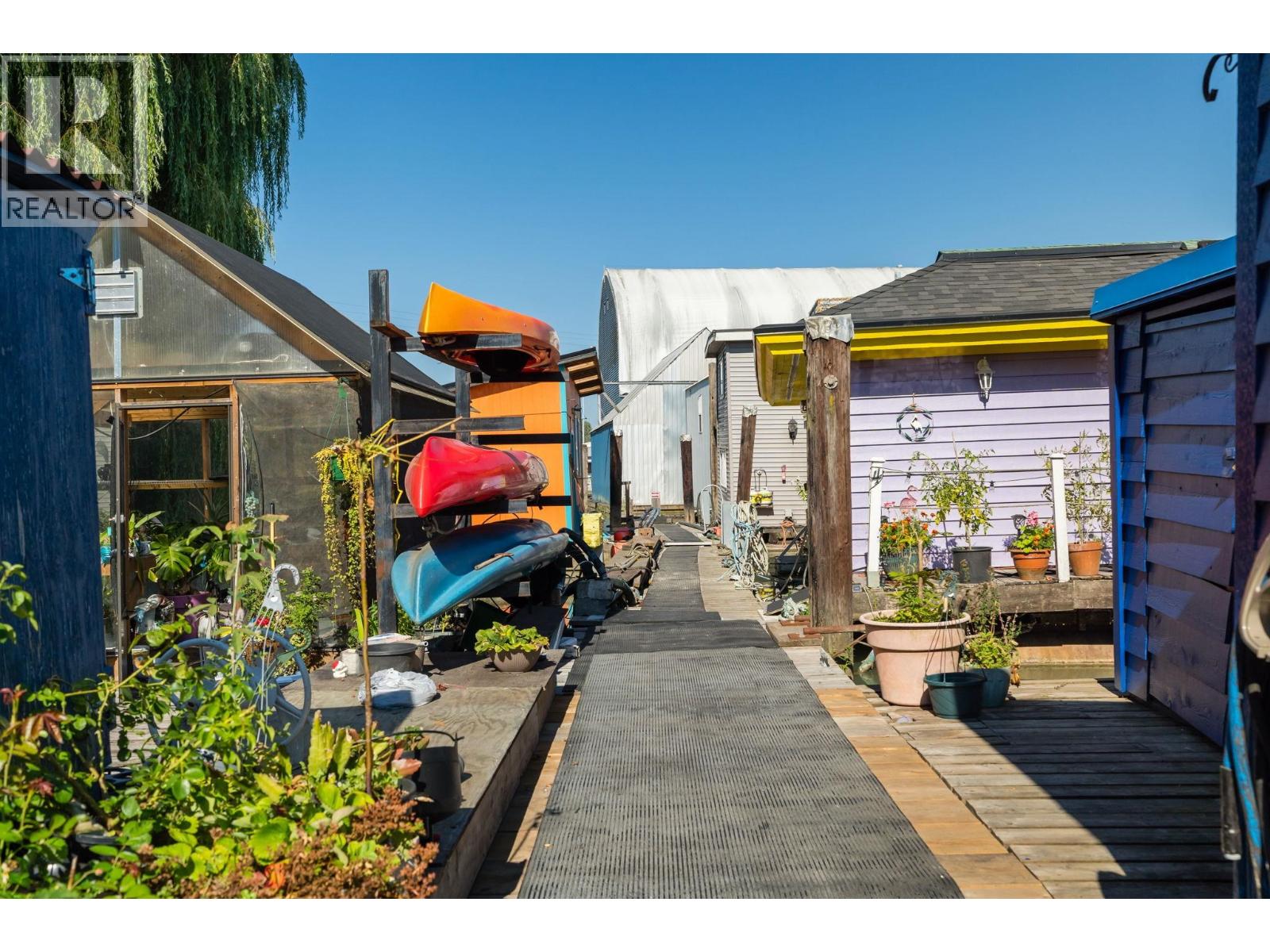 5 23080 Dyke Road Property Photo 32