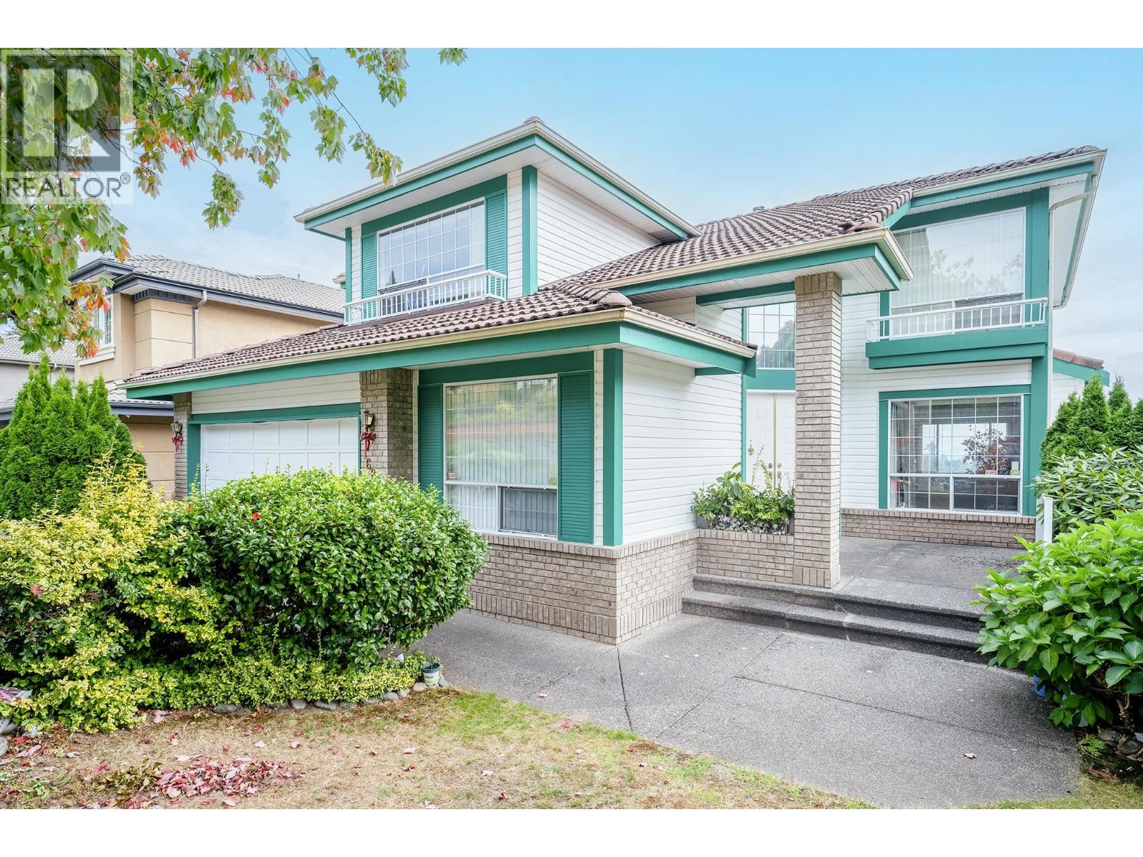 1683 Kingfisher Crescent Property Photo 2