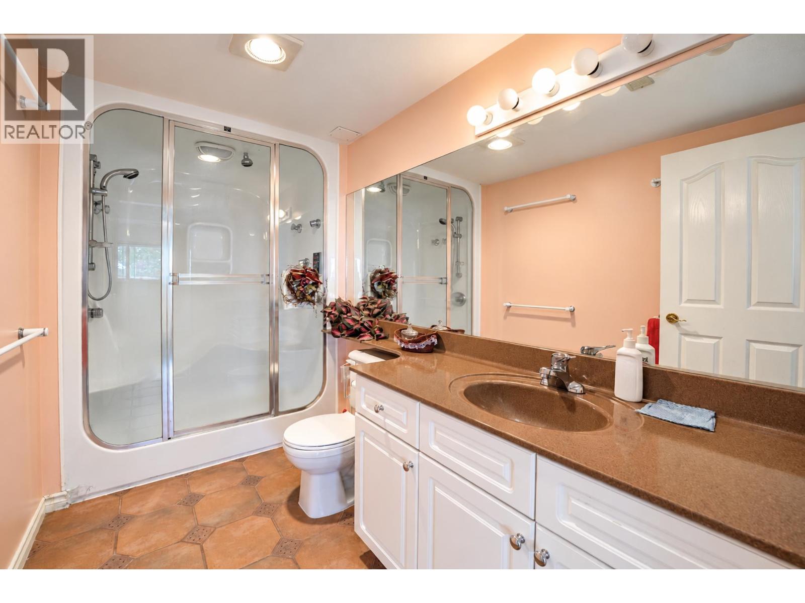 1683 Kingfisher Crescent Property Photo 16