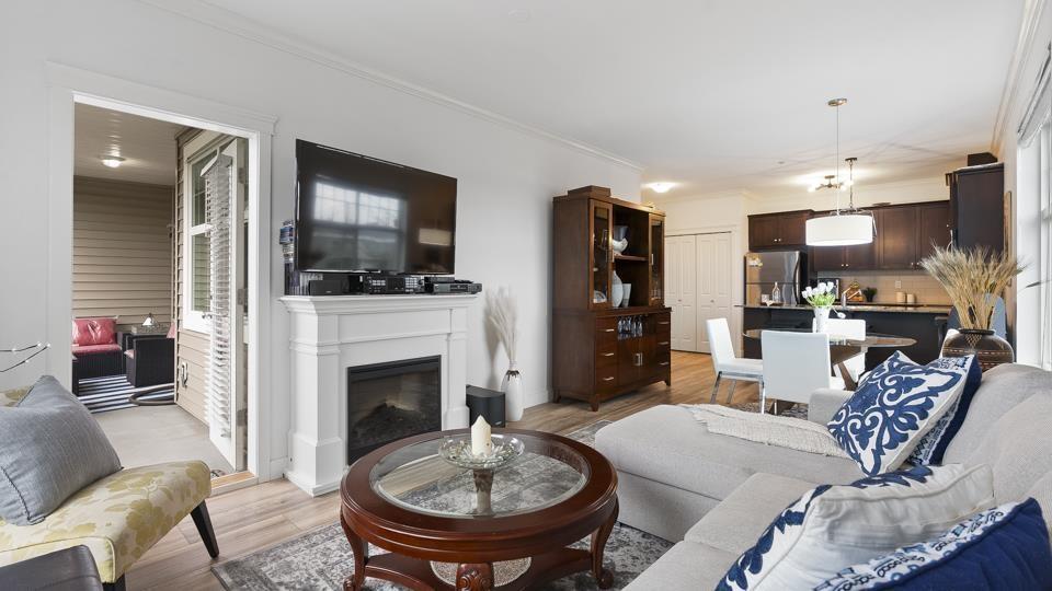 213 17712 57A AVENUE Property Photo 1