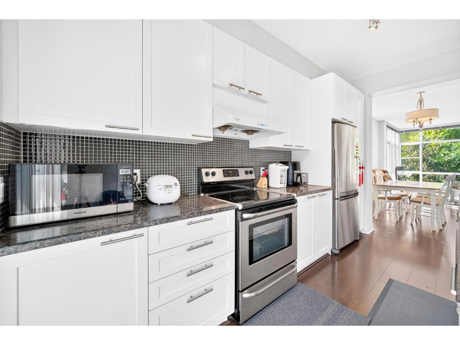 69 16222 23a Avenue Property Photo 6
