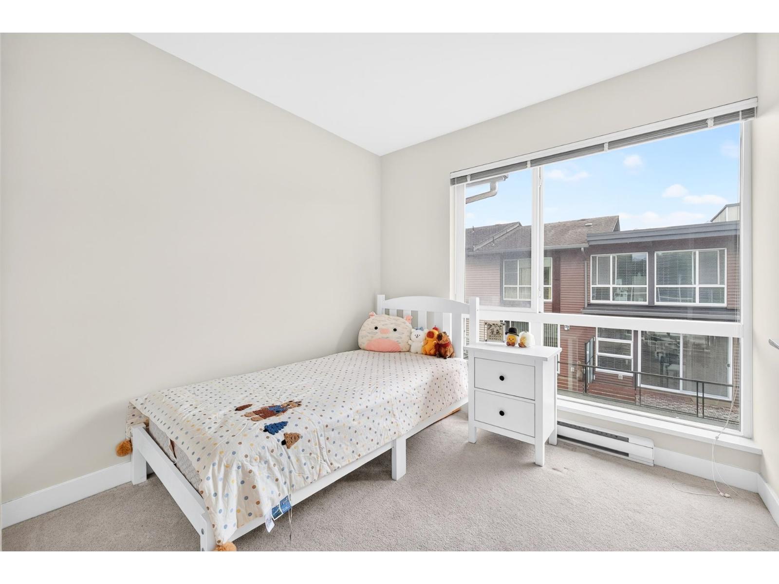 69 16222 23a Avenue Property Photo 11