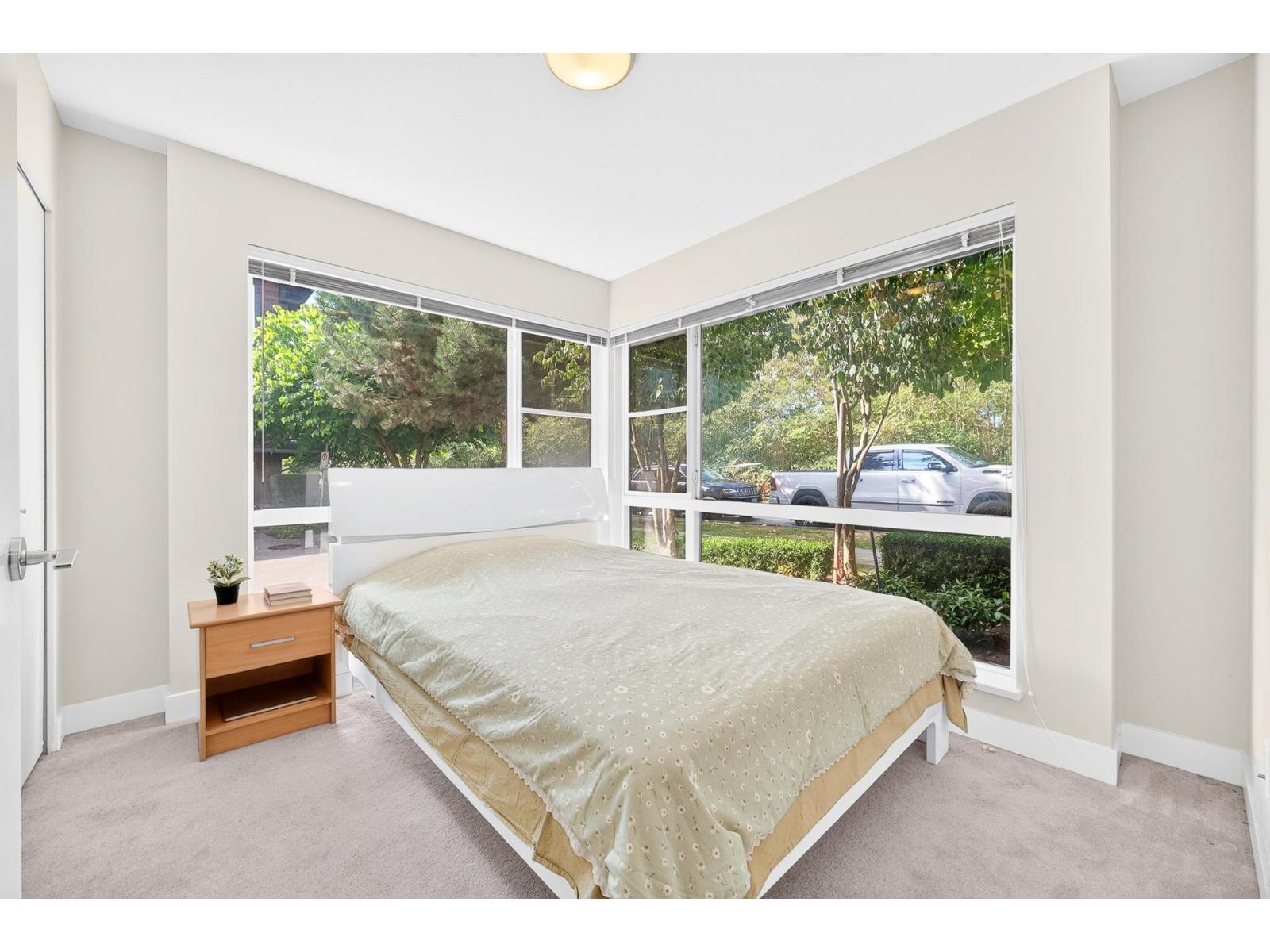 69 16222 23a Avenue Property Photo 13