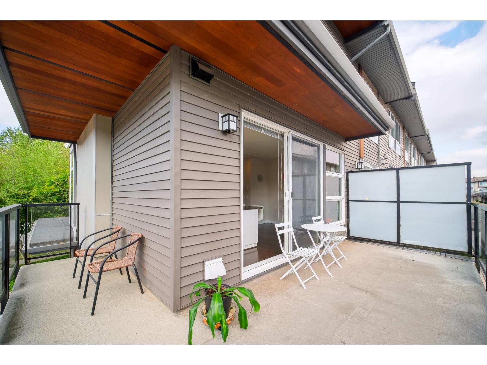 69 16222 23a Avenue Property Photo 18
