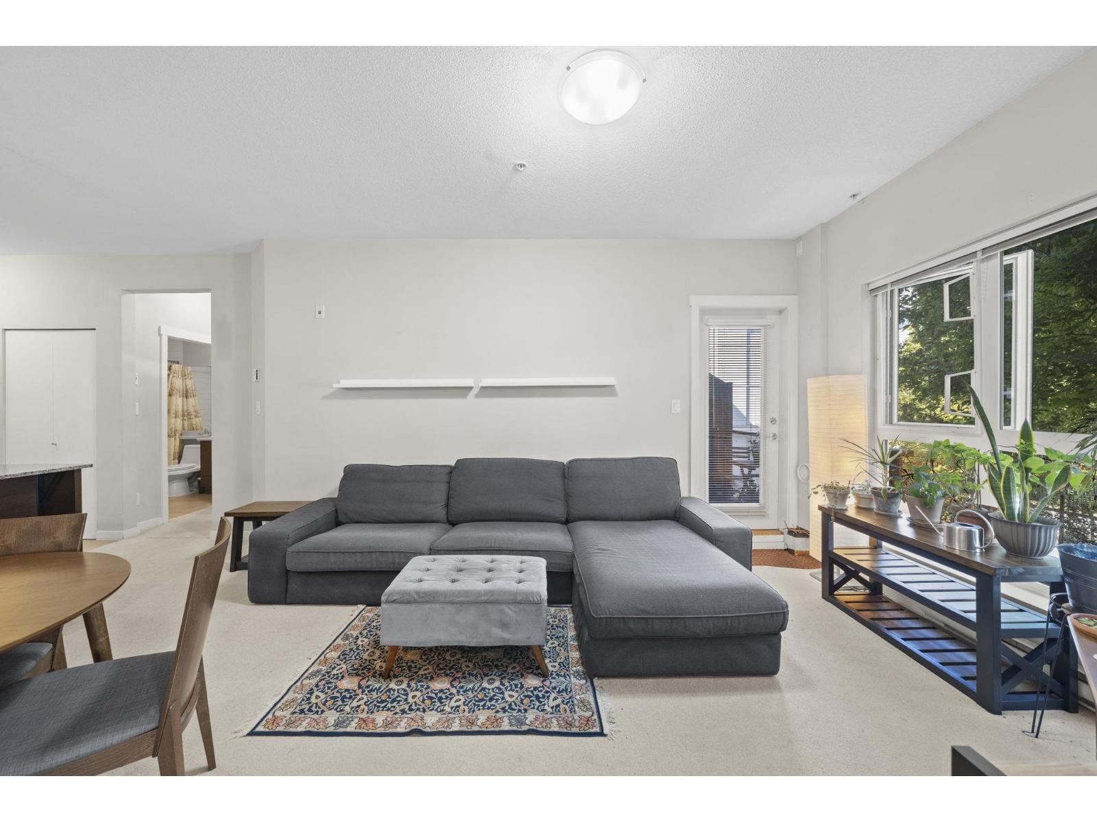216 13733 107a Avenue Property Photo 13