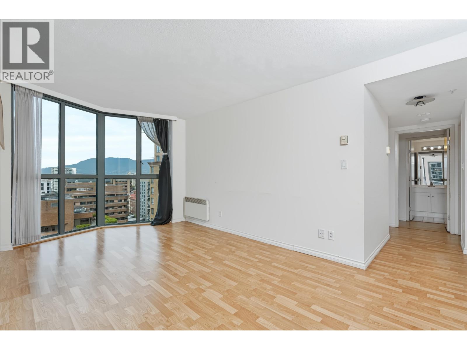 2401 1188 Howe Street Property Photo 5