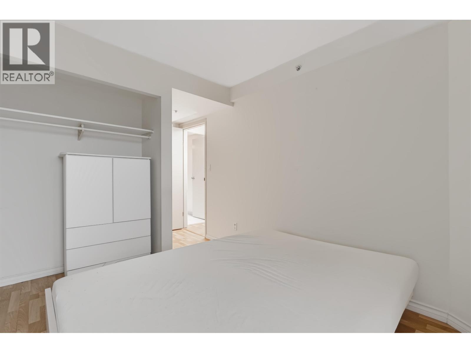 2401 1188 Howe Street Property Photo 16