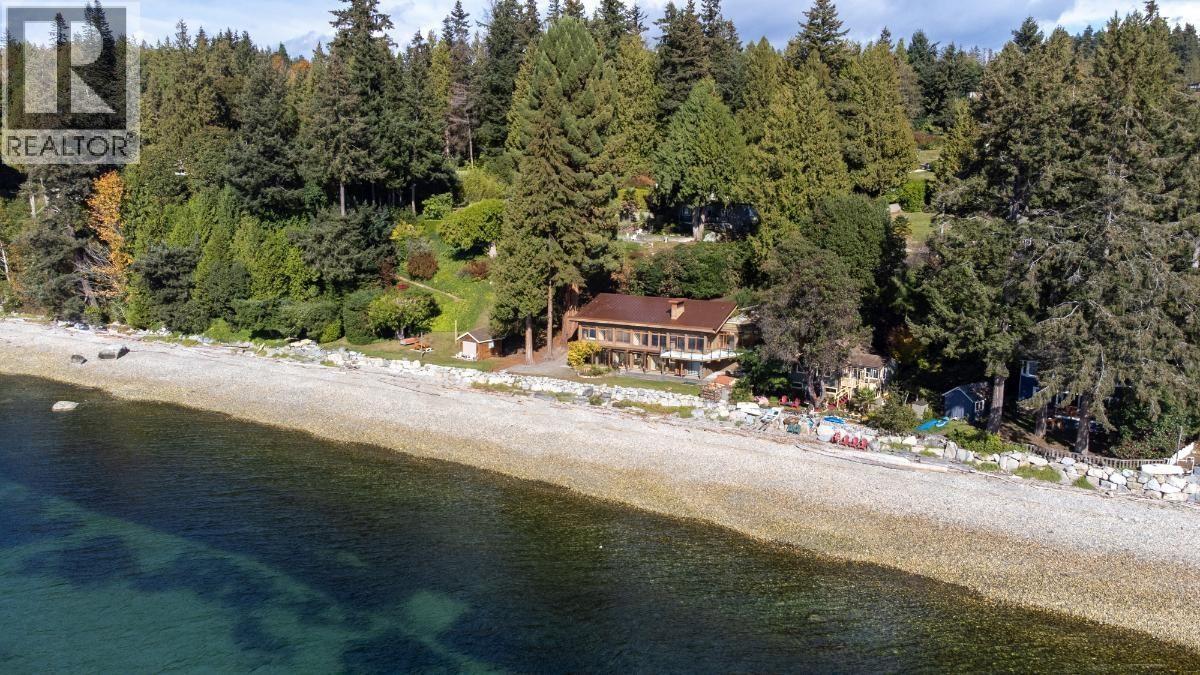 4893 Sunshine Coast Highway Property Photo 35