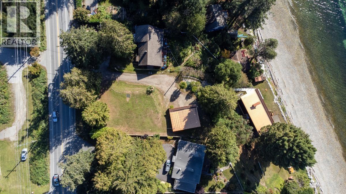 4893 Sunshine Coast Highway Property Photo 36