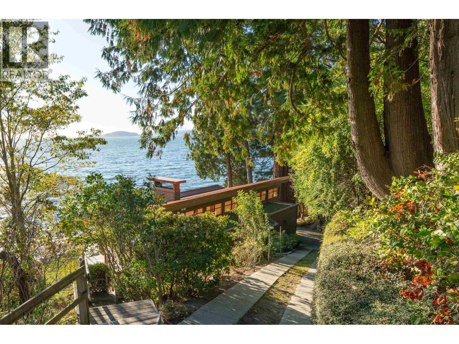4893 Sunshine Coast Highway Property Photo 40