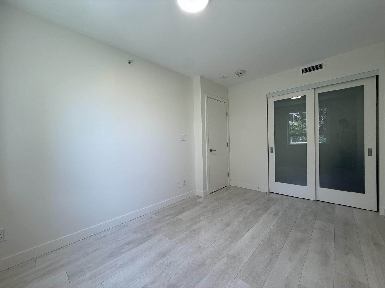 Th10 10388 133 Street Property Photo 16