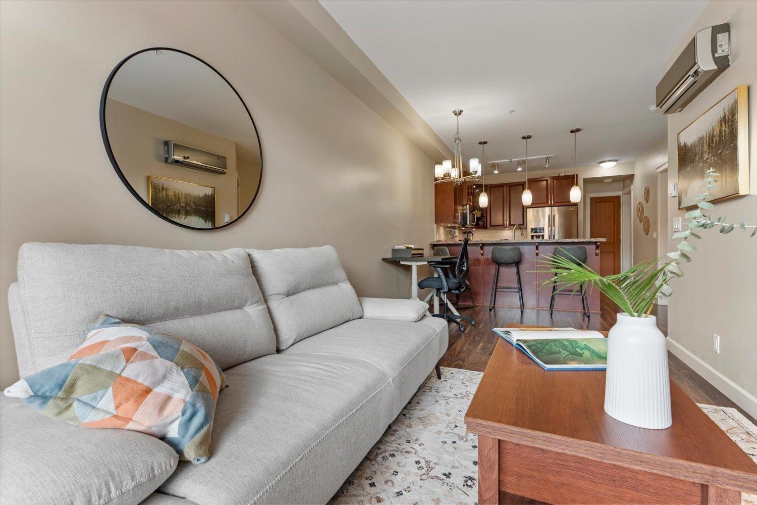 401 8157 207 Street Property Photo 12