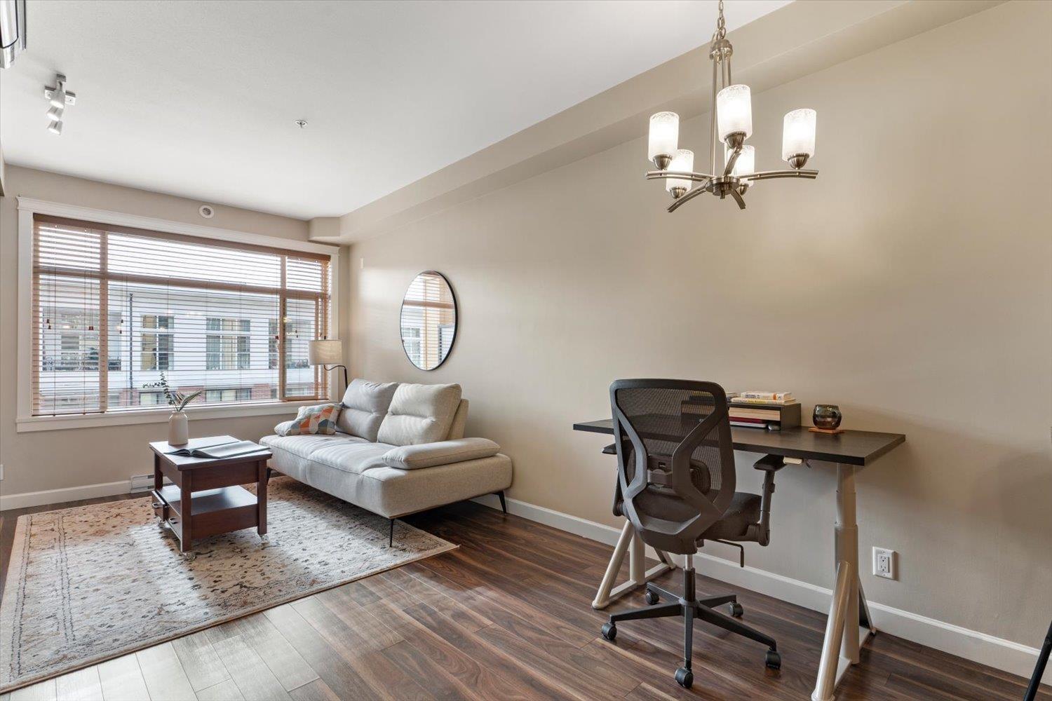 401 8157 207 Street Property Photo 13