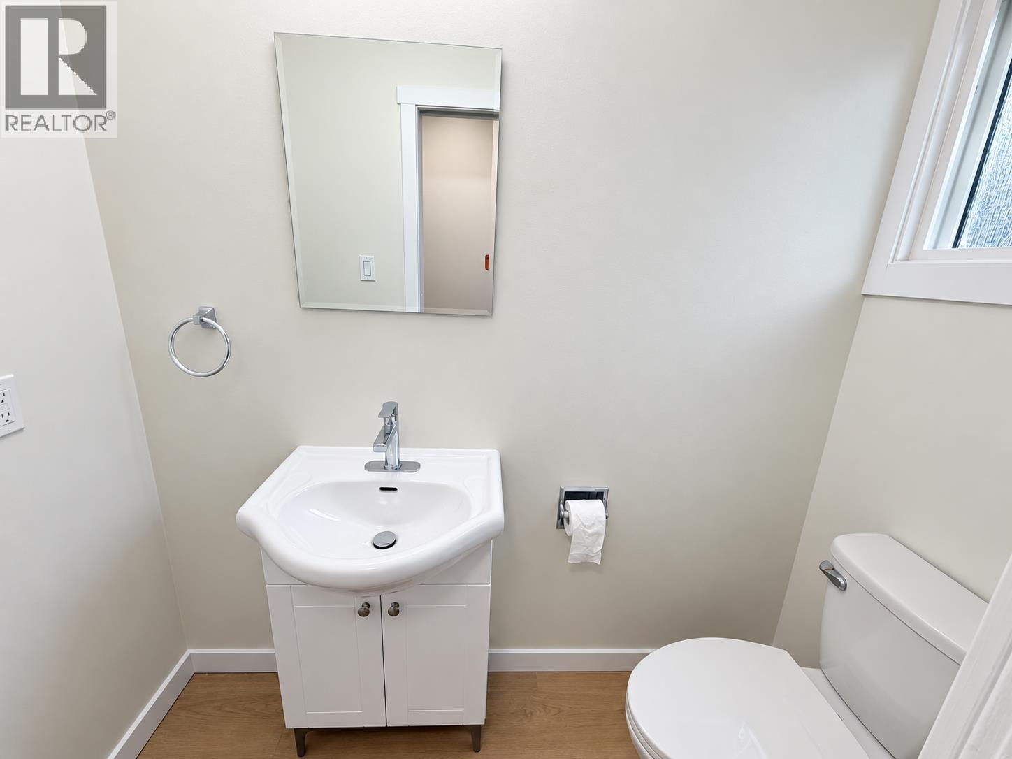 H107 1900 Strathcona Avenue Property Photo 6