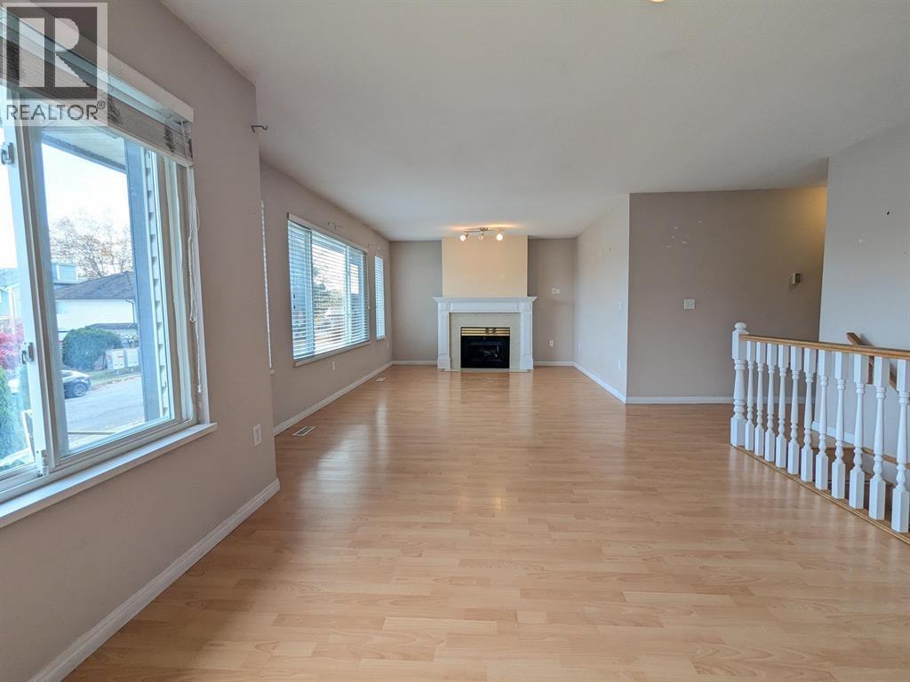 5531 Oliver Drive Property Photo 3